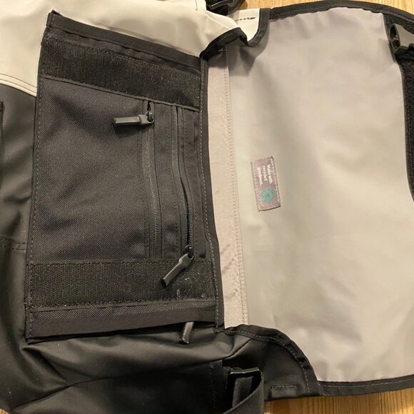 Timbuk2 Classic Messenger Bag -- small, waterproof, black / white, laptop sleeve - Picture 8 of 15